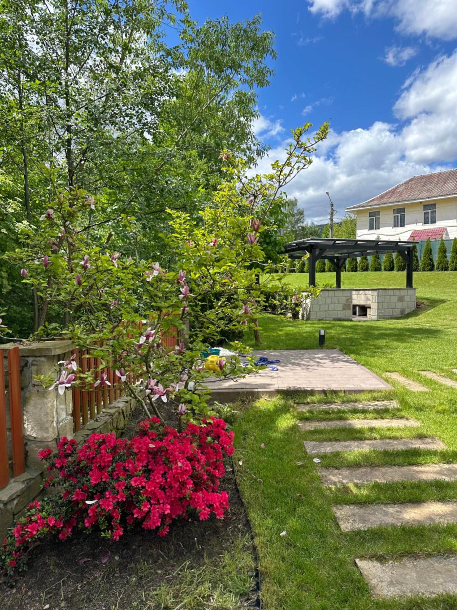 Guculka Apartment Яремче Екстериор снимка
